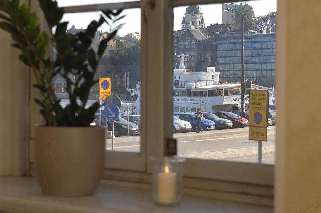 Dockside Hostel Stockholm Exterior photo
